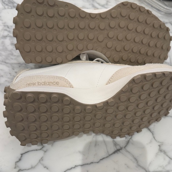 New Balance Women's Sneakers in Cream and White - Picture 5 of 5